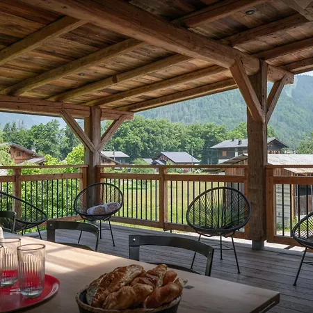 Plume - Ovo Network * Morzine