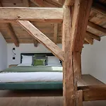 Plume - Ovo Network Chalet *